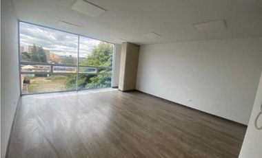 Arriendo oficina chia central