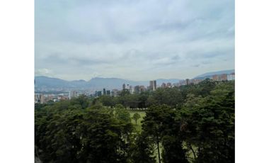 VENTA DE PENTHOUSE EN EL CAMPRESTRE, EL POBLADO