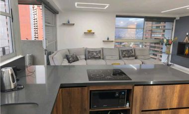 VENTA DE PENTHOUSE DUPLEX EN EL POBLADO, SECTOR LA TOMATERA .