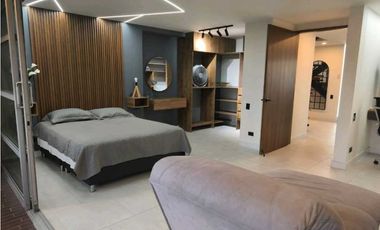 VENTA DE PENTHOUSE DUPLEX EN EL POBLADO, SECTOR LA TOMATERA .