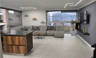 VENTA DE PENTHOUSE DUPLEX EN EL POBLADO, SECTOR LA TOMATERA .