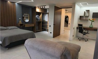 VENTA DE PENTHOUSE DUPLEX EN EL POBLADO, SECTOR LA TOMATERA .