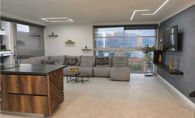 VENTA DE PENTHOUSE DUPLEX EN EL POBLADO, SECTOR LA TOMATERA .