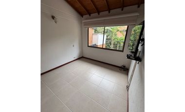 CASA EN ARRIENDO SECTOR LOMA DEL CHOCHO - ENVIGADO