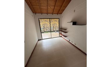 CASA EN ARRIENDO SECTOR LOMA DEL CHOCHO - ENVIGADO