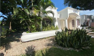 VENTA DE CASA ESQUINERA EN EL POBLADO - BARRANQUILLA
