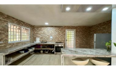 Finca campestre en venta con piscina - La Buitrera Palmira Valle