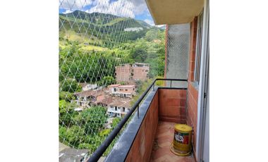 VENDO APARTAMENTO EN COPACABANA