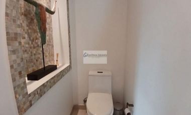 Casa en renta en Sabaneta sector Las Lomitas