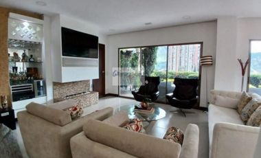 Casa en renta en Sabaneta sector Las Lomitas