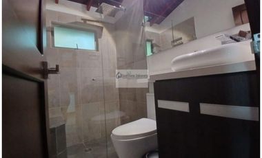 Casa en renta en Sabaneta sector Las Lomitas