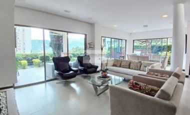 Casa en renta en Sabaneta sector Las Lomitas