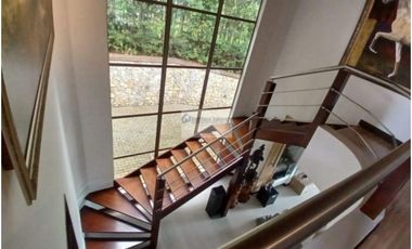 Casa en renta en Sabaneta sector Las Lomitas