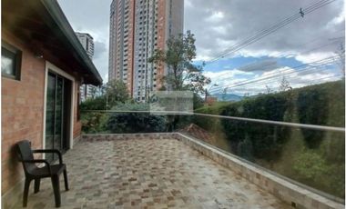 Casa en renta en Sabaneta sector Las Lomitas