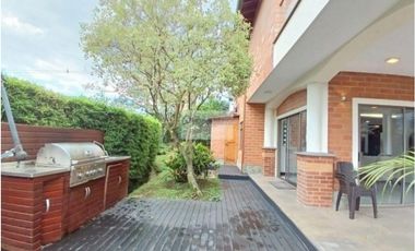 Casa en renta en Sabaneta sector Las Lomitas