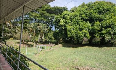 SE VENDE CASA FINCA EN PALERMO