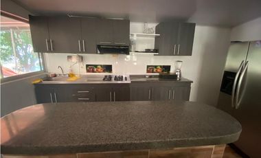 SE VENDE CASA FINCA EN PALERMO