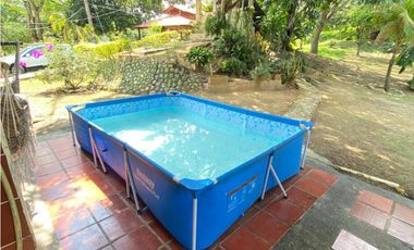 SE VENDE CASA FINCA EN PALERMO