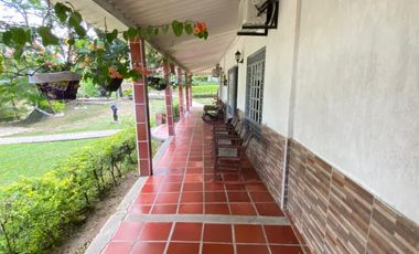 SE VENDE CASA FINCA EN PALERMO