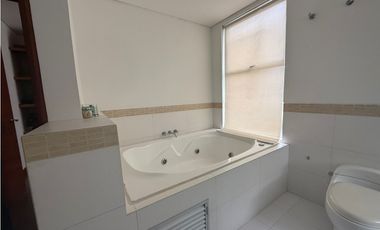 Casa en conjunto en arriendo sector Castellana