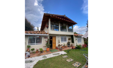 venta Casa Campestre con 5 habitaciones -El Rosario-Santa Elena