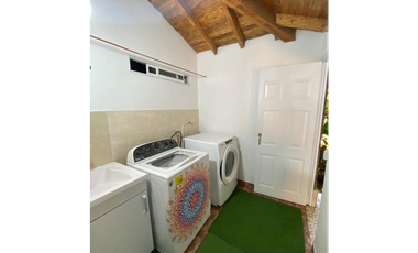 venta Casa Campestre con 5 habitaciones -El Rosario-Santa Elena