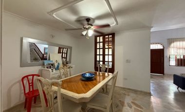 Arriendo casa comercial de esquina en El Prado - SMR