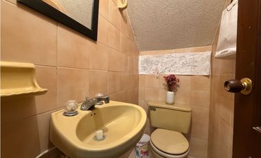 Arriendo casa comercial de esquina en El Prado - SMR