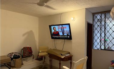 Arriendo casa comercial de esquina en El Prado - SMR