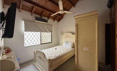 Arriendo casa comercial de esquina en El Prado - SMR