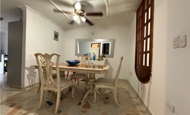 Arriendo casa comercial de esquina en El Prado - SMR