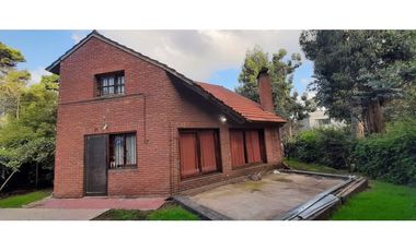 Chalet 4 ambientes Bosque Peralta Ramos