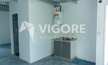 Casa en alquiler c/ cochera en Carlos Spegazzini