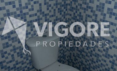 Casa en alquiler c/ cochera en Carlos Spegazzini