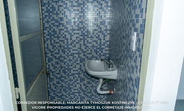 Casa en alquiler con cochera en Carlos Spegazzini Imperdible Excelente ubicación