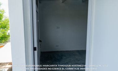 Casa en alquiler con cochera en Carlos Spegazzini Imperdible Excelente ubicación