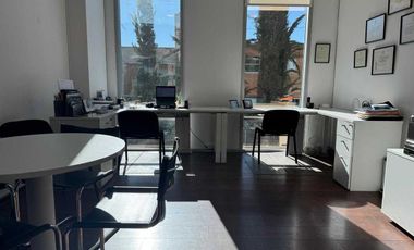 Oficina en arriendo en LO BARNECHEA
