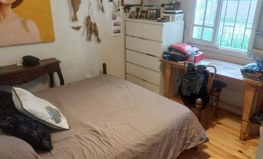 Casa en Venta en Manuel Montt / Simón Bolivar/ Calle tranquila