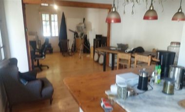 Casa en Venta en Manuel Montt / Simón Bolivar/ Calle tranquila