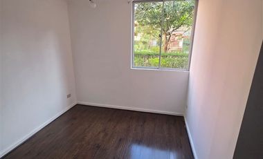 Departamento en Arriendo en Condominio Valle Generoso - Viña del Valle con Estac.