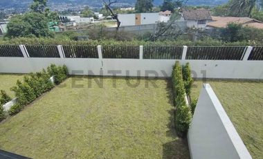 CASA DE VENTA POR ESTRENAR TUMBACO CERCA VIÑA ALTA