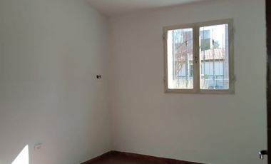 Casa en alquiler c/ cochera en Villa Allende