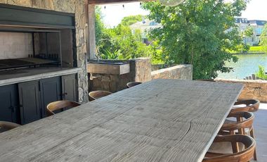 Casa en  Castores, Nordelta.