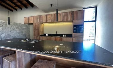 Cabaña Amueblada en Venta! Ubicada en el Fracc. Tapalpa Country Club, Jalisco.