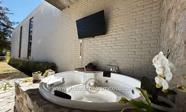 Lujosa Cabaña Amueblada en Venta! Fracc. Tapalpa Country Club, Jalisco