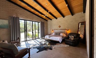 Lujosa Cabaña Amueblada en Venta! Fracc. Tapalpa Country Club, Jalisco