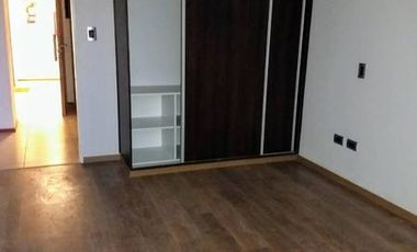 Luis N Palma 450  (UF 42,47,52)