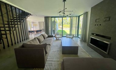 Casa en Terralagos Canning