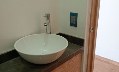 Estrena casa en renta en La Cima coto G