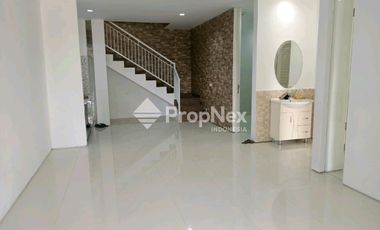 Rumah GRAND DERTASARI DELTA ARALIA